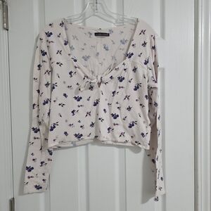 Womens XL Abercrombie & Fitch White Floral Crop Top